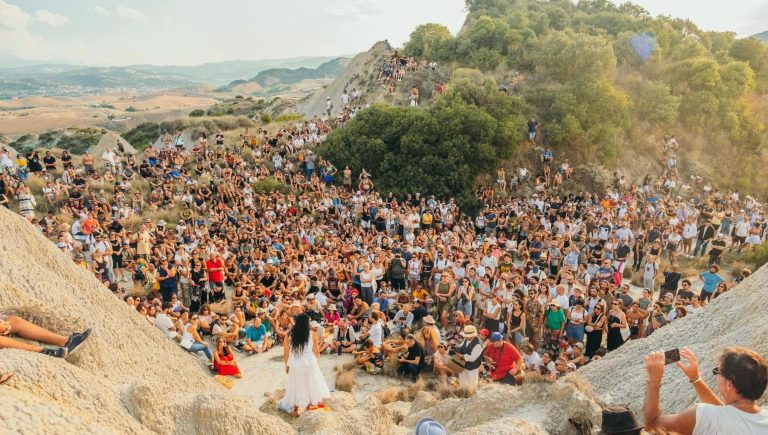 La luna e i calanchi: ad Aliano torna il festival della Paesologia diretto da Franco Arminio